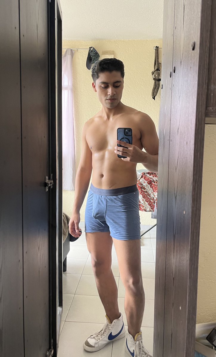 boy_unusual0's tweet photo. POV. https://t.co/cxtjBsWABR
