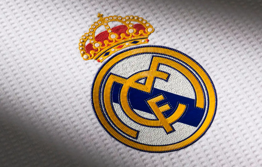 2010MisterChip's tweet image. RMA 2-0 ATA (FT) - El Real Madrid gana su SEXTA Supercopa de Europa, superando en el palmarés de la competición al Barcelona (5 títulos) y al Milan (5 títulos).

El Real Madrid es ahora mismo...

el club que más veces (36) ha ganado La Liga.
el club que más veces (15) ha ganado…