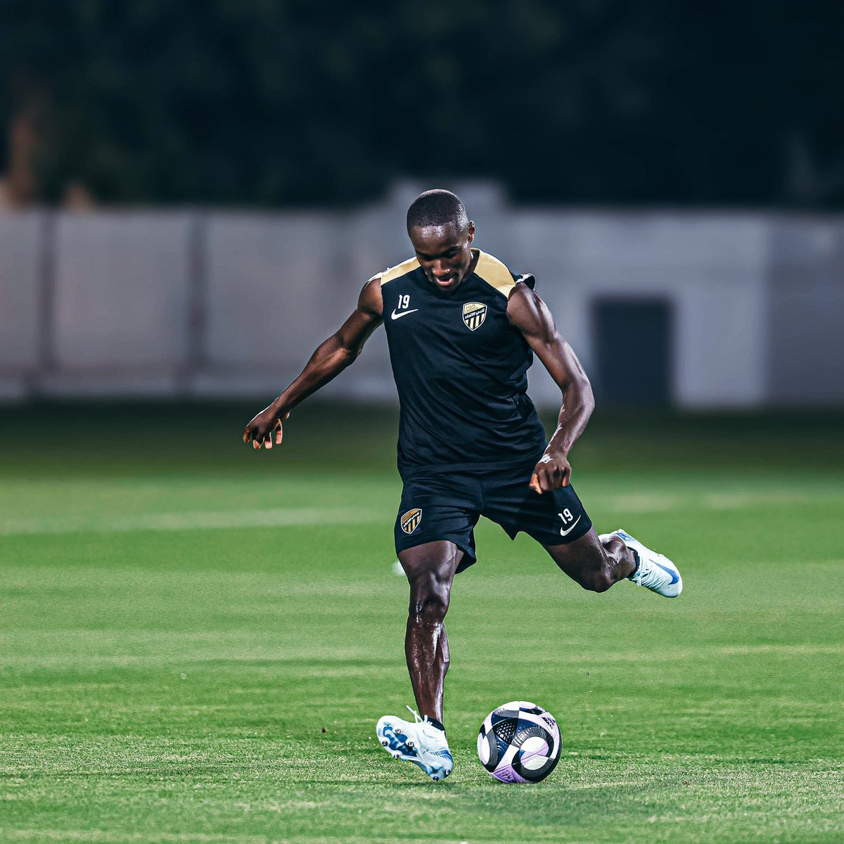 Moussa Diaby tweet media