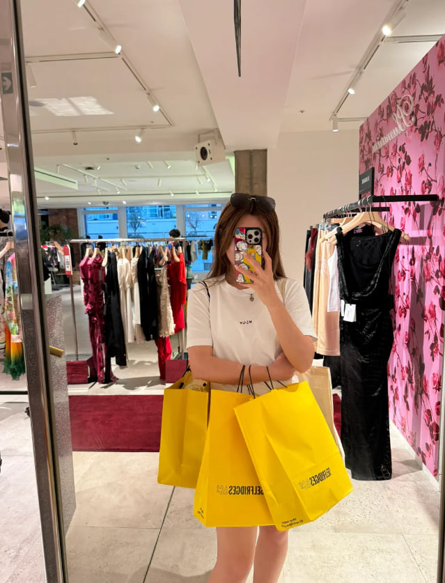 644Samantha's tweet photo. Girls Just Wanna Have Fun (and Fabulous Wardrobes)! Discover unique pieces that make you stand out!”** https://t.co/r7ZEJPemej