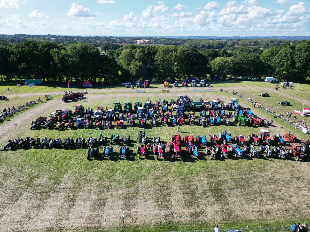 Biddenden Tractorfest tweet media