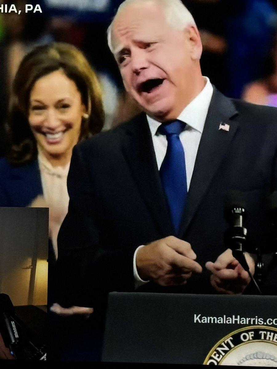 patrickthebud's tweet image. The #slurringtrump is CRAZY ! Holy crap the slurring is nutty . I think he had a STROKE ! #TrumpIsDone #TrumpIsNotFitToBePresident #TrumpIsUnfitForOffice #shadyvance #slurringdonOLD