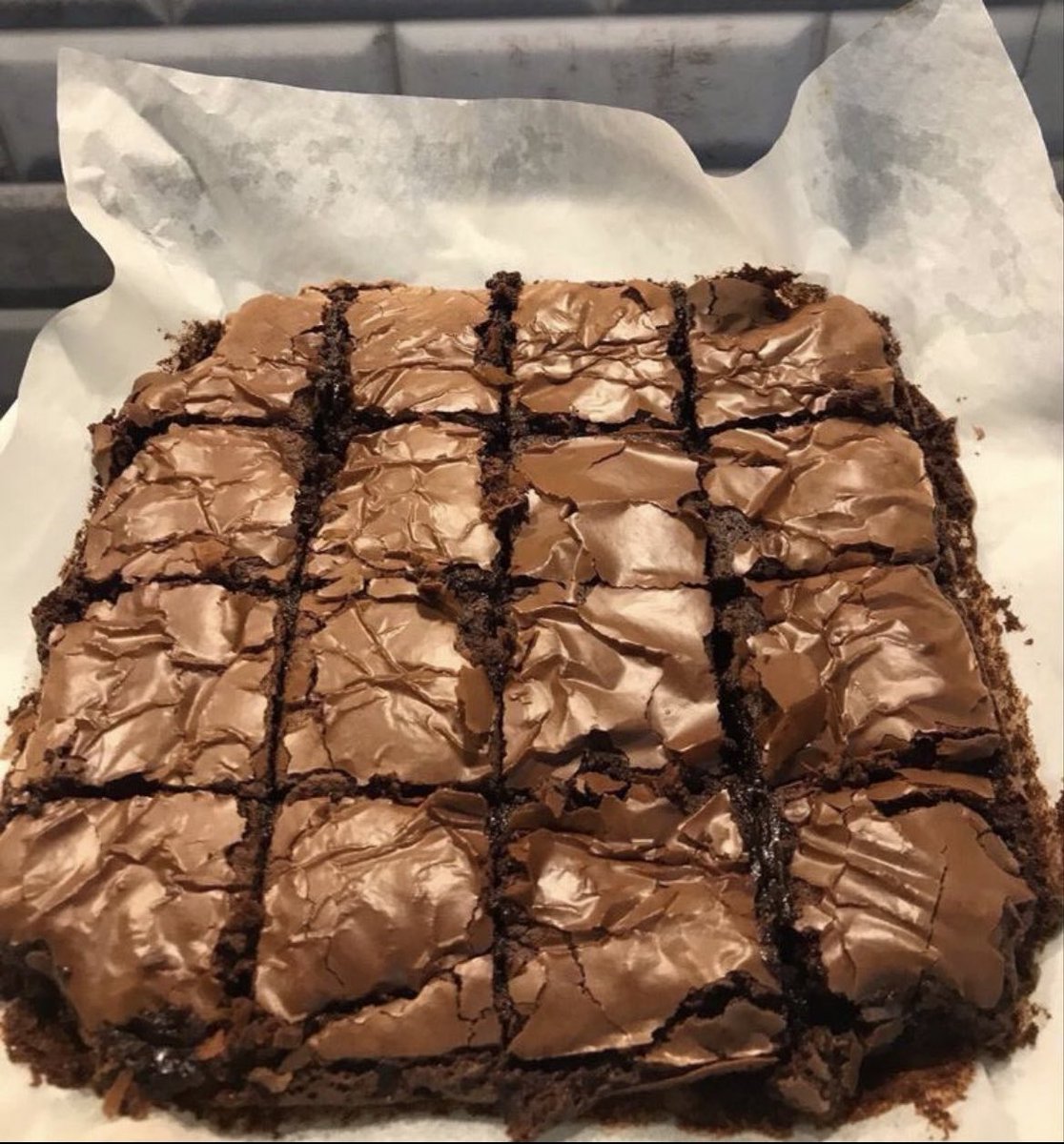 Whotfismick's tweet photo. this perfection called brownie https://t.co/od7NWMzdJy