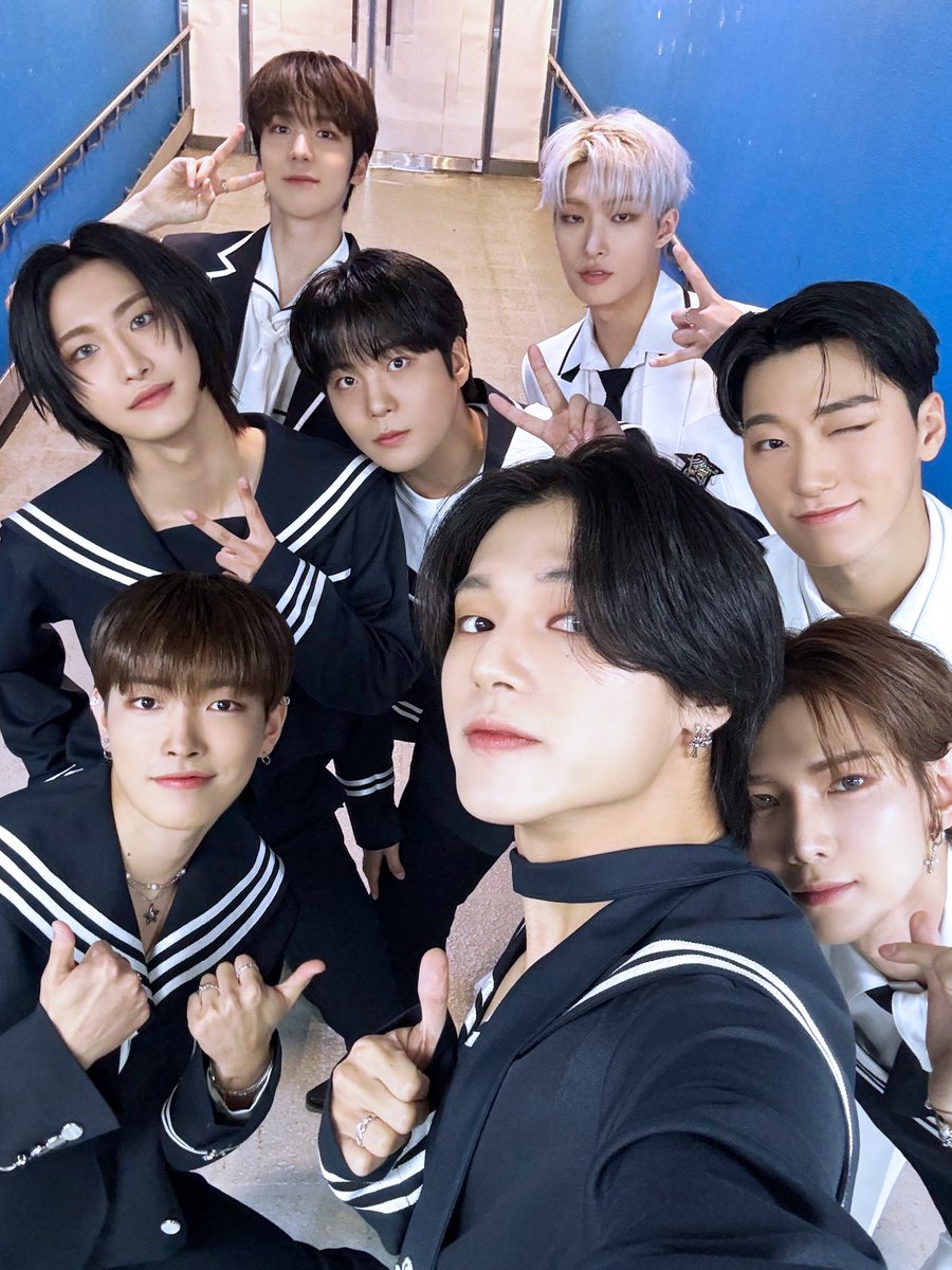 akateezers's tweet photo. ✧˖ Ateez as Dreamcatcher songs ⋆˚｡⋆୨୧

— a thread; https://t.co/l12HoErlNE