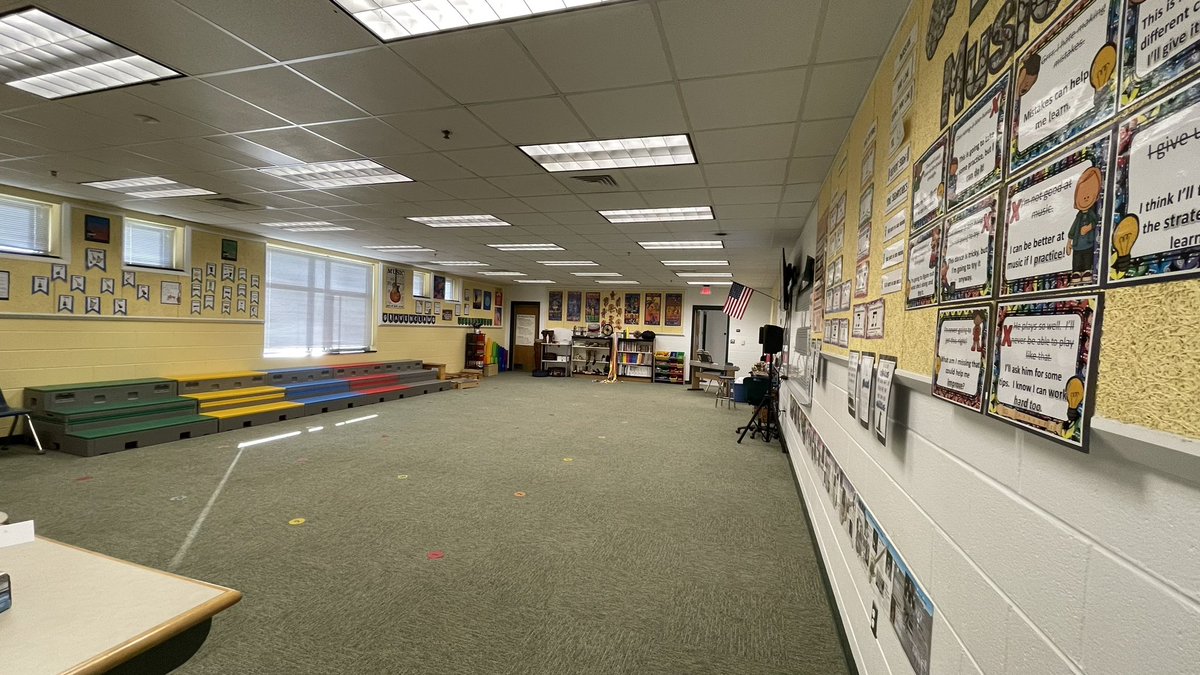 Mrs. Ofstein tweet media