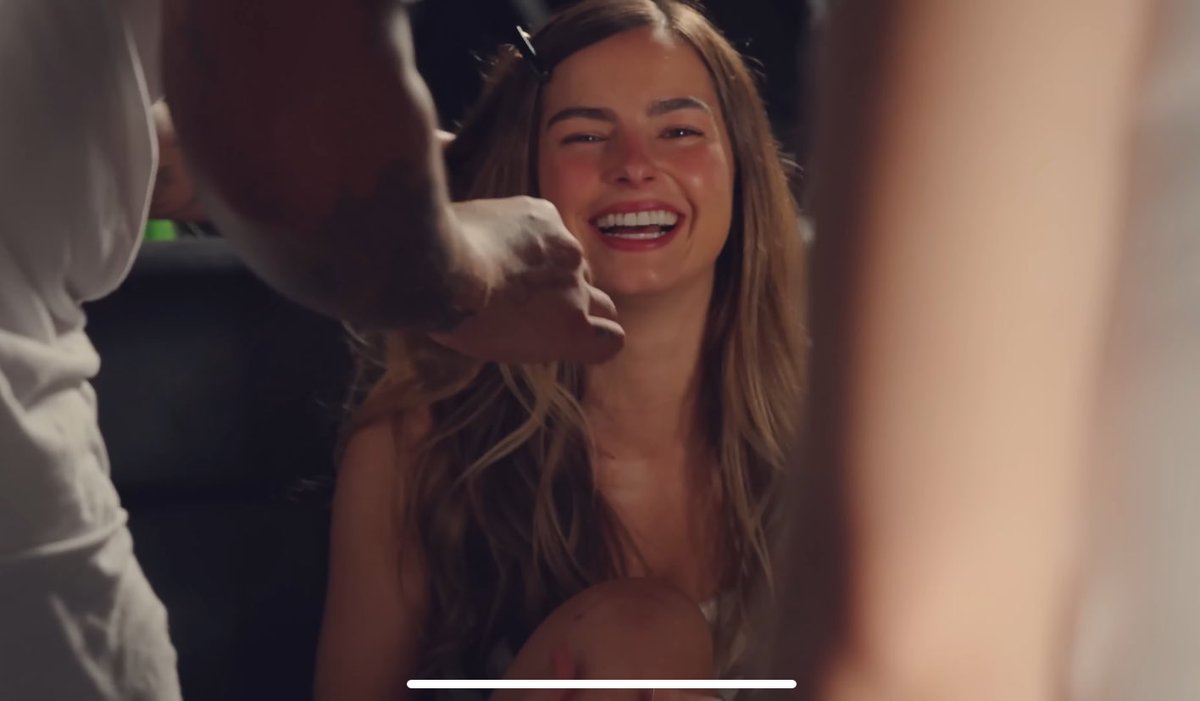 muglerae's tweet photo. addison rae in the BTS of the diet pepsi mv https://t.co/prVu9r954e