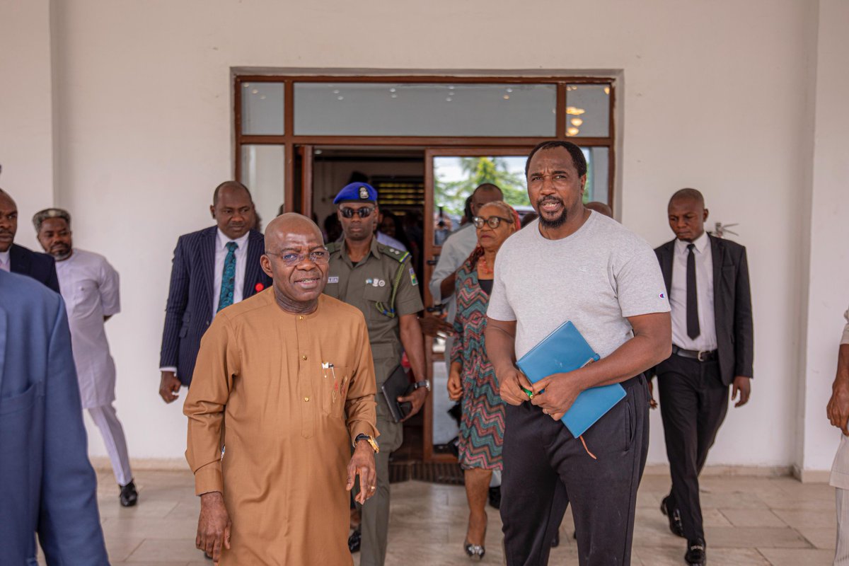 My Governor, My Governor - Dr. Alex Chioma Otti. ❤️