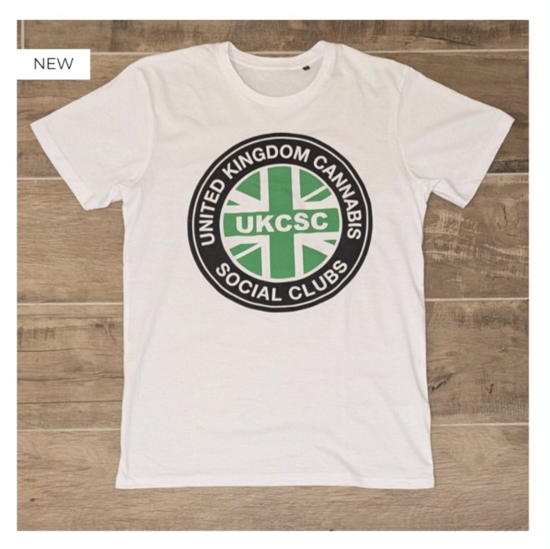 UKCannabisClubs's tweet photo. Our UKCSC classic logo tee is back in stock on our webshop. These are high quality screen printed with durable plastisol ink on white 100% cotton t-shirts. Mens and ladies sizes available.
https://t.co/Mr6NKFglXXβ¦
#ukcsc #right2grow #adultcannabis #supportthecause #uk420 https://t.co/yaLQxn5r4E