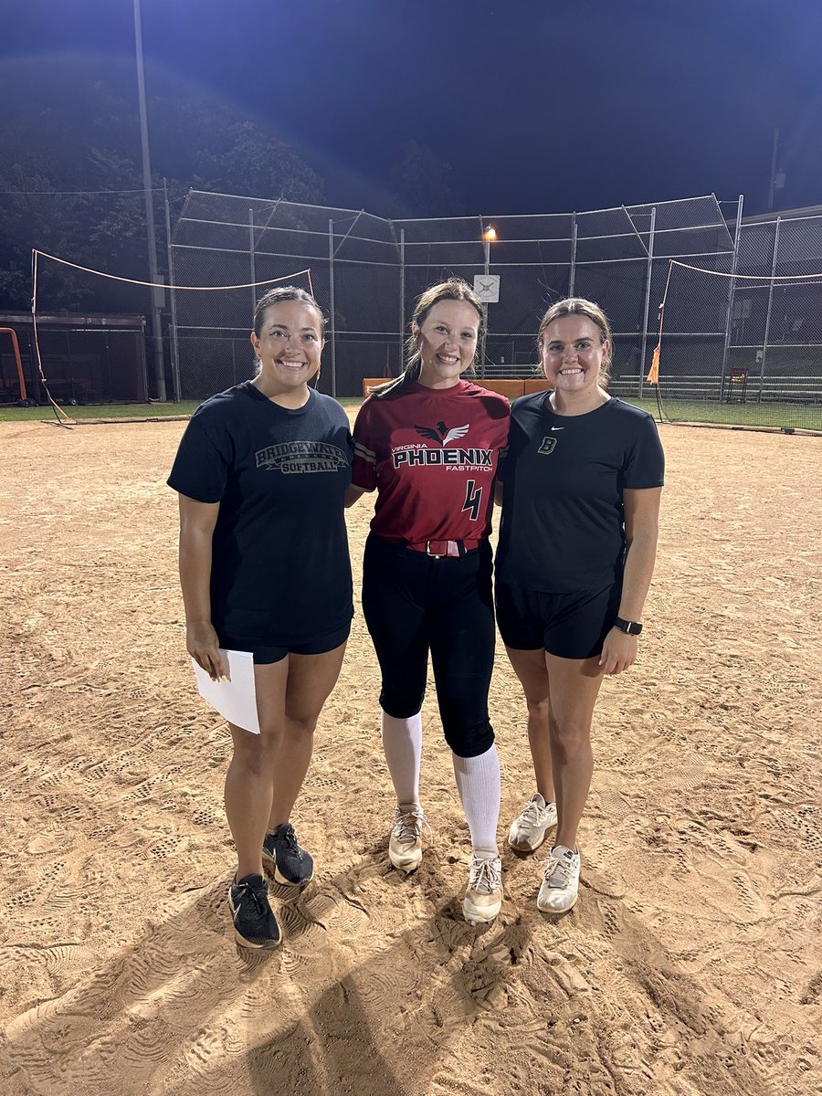 Thanks Coach <a href="/MegPlesko9/">Megan Pleskovic</a> and Coach Jess with <a href="/Bh2osoftball/">Bridgewater Softball</a> for a great team practice last night! I enjoyed learning from you guys. <a href="/VaPhoenix2026/">Va. Phoenix 2026</a> <a href="/VA_Phoenix_Wood/">VA Phoenix Wood</a>