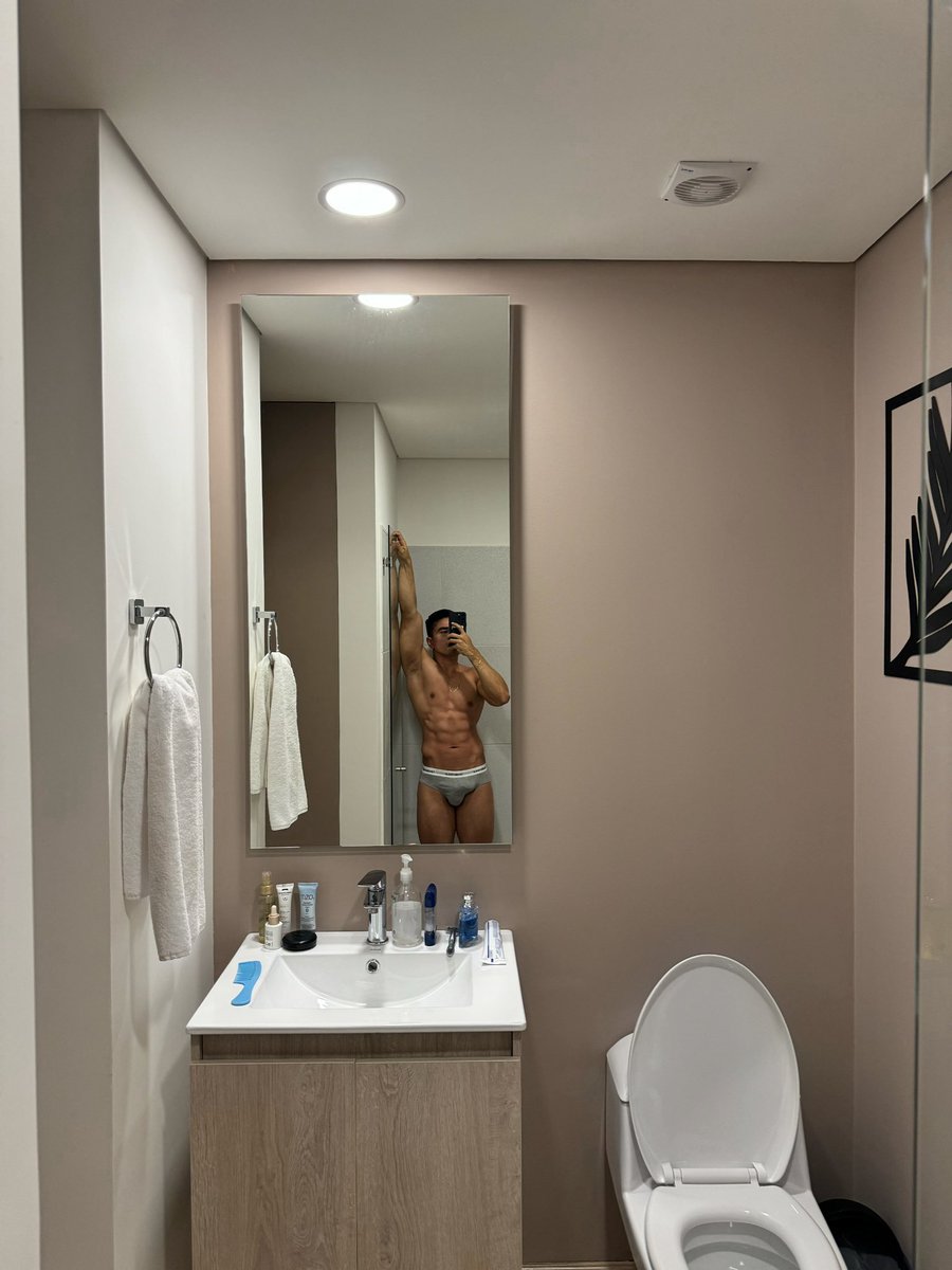 instagram.com/edigomez25?igs…