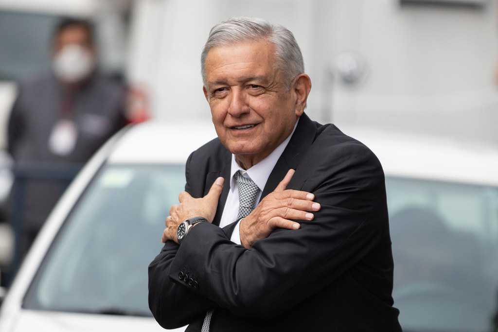 UHN_Plus's tweet photo. 🇲🇽 | ¿Qué opinas del presidente de México, Andrés Manuel López Obrador? https://t.co/EXCtq3hq5z