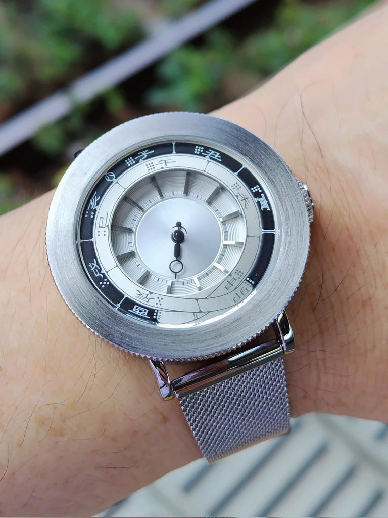 chronotron2's tweet photo. 今日も変な時計で行きます。不定時法に対応したキャストプランニングの江戸之刻一針仕様。アバウトな時間しか分からないけど、それで良いのです。

#今日の時計 #キャストプランニング #江戸之刻 #不定時法 #todayswatch #castplanning #edonotoki #temporalhoursystem https://t.co/4z0Egl8Kgq