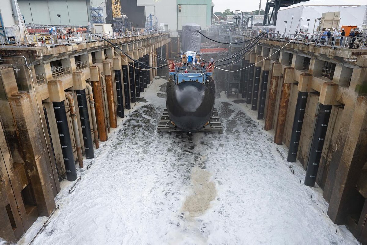 WarshipCam's tweet photo. Future USS Idaho (SSN 799) Virginia-class Block IV nuclear-powered attack submarine with float off in Groton, Connecticut - posted August 14, 2024 #ussidaho #ssn799
SRC: FB- General Dynamics Electric Boat https://t.co/2MJPOhBhjv