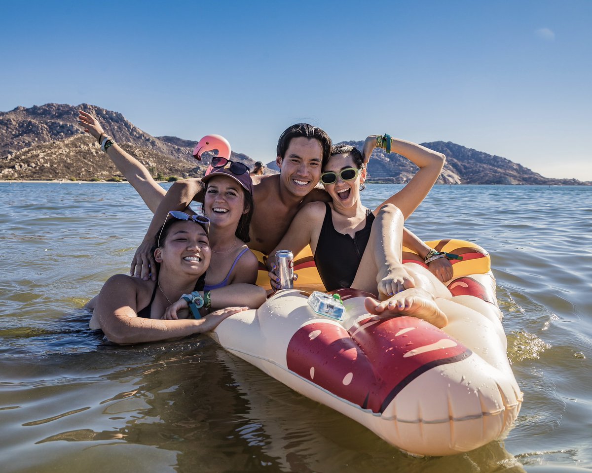 You, too, could beach at Desert Daze.

📸 Debi Del Grande &amp; Nikki Neumann