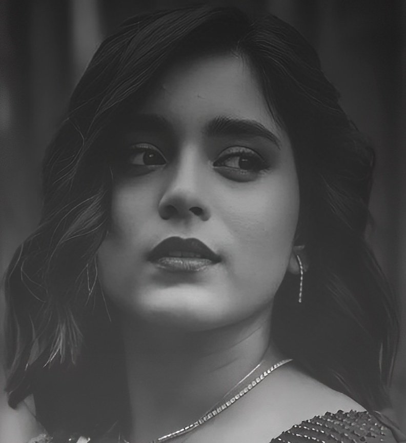 ConiForin41113's tweet photo. Sumbul  ❤#Sumbul #STK      #SumbulTouqeerKhan #SumbulAsKavya #Kavya 
#SumbulSquad   #SumbulTouqeer https://t.co/mSZuNsjIT6