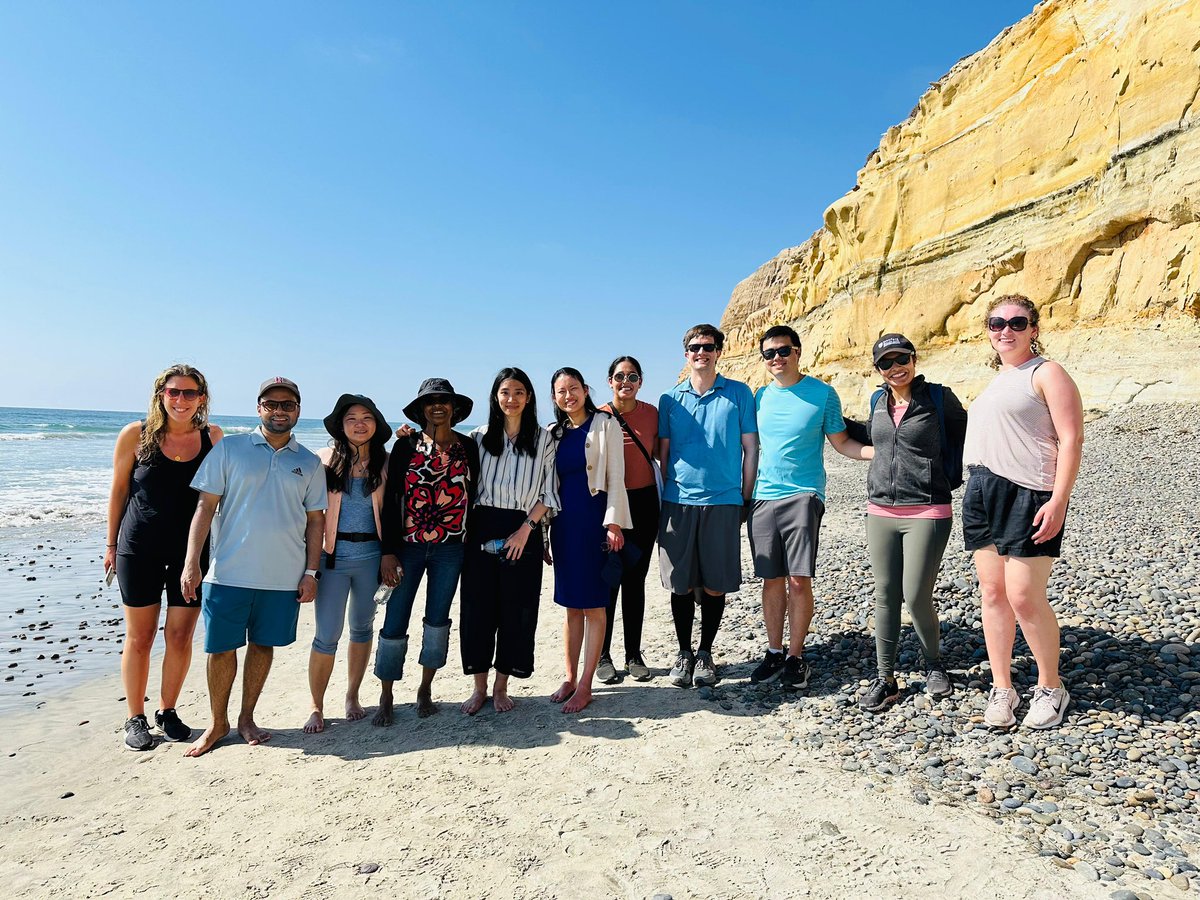 AmyPJChen1's tweet photo. [AACR/ASCO Methods in Clinical Cancer Research Workshop]
7/28-8/3/2024
Amazing learning and networking experience with the selected fellows and junior faculty all over the country. https://t.co/C5etjhW2Lz