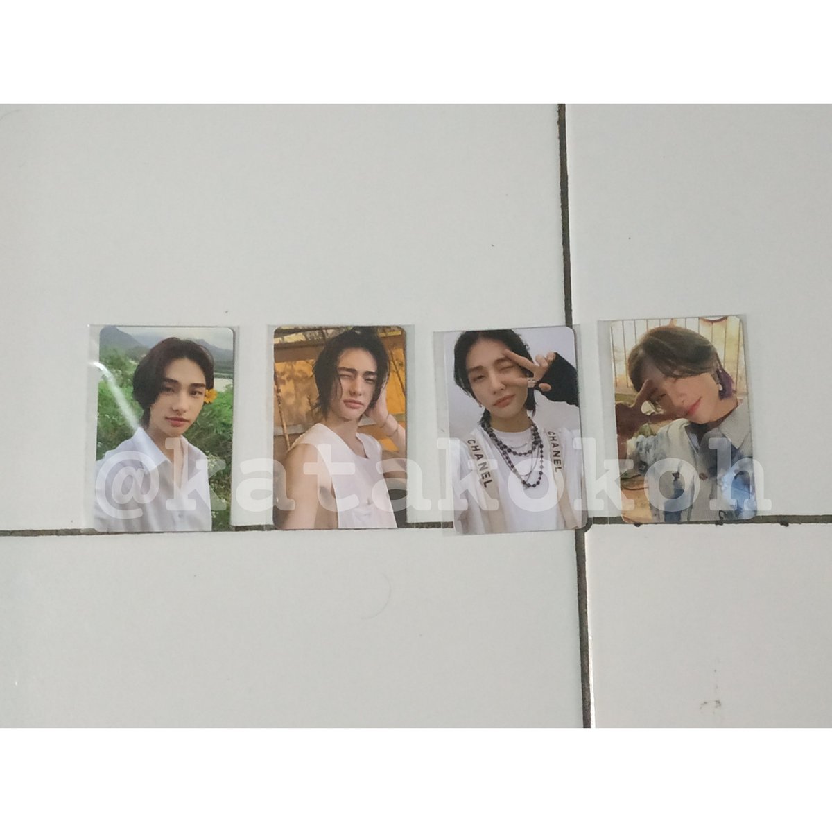 ‼️HELP RT‼️WTS Want to sell PC Photocard Bangchan &amp; Hyunjin Stray Kids SKZ (take all 20 PC).
• IDR 950K
•Bukan untuk perfect buyer. 
•Transaksi bisa tf (free ongkir)/toko ijo (dibuatkan link).
•Pengiriman dari Bandung. 

#straykids #skz #pc #wts #bangchan #hyunjin #photocard