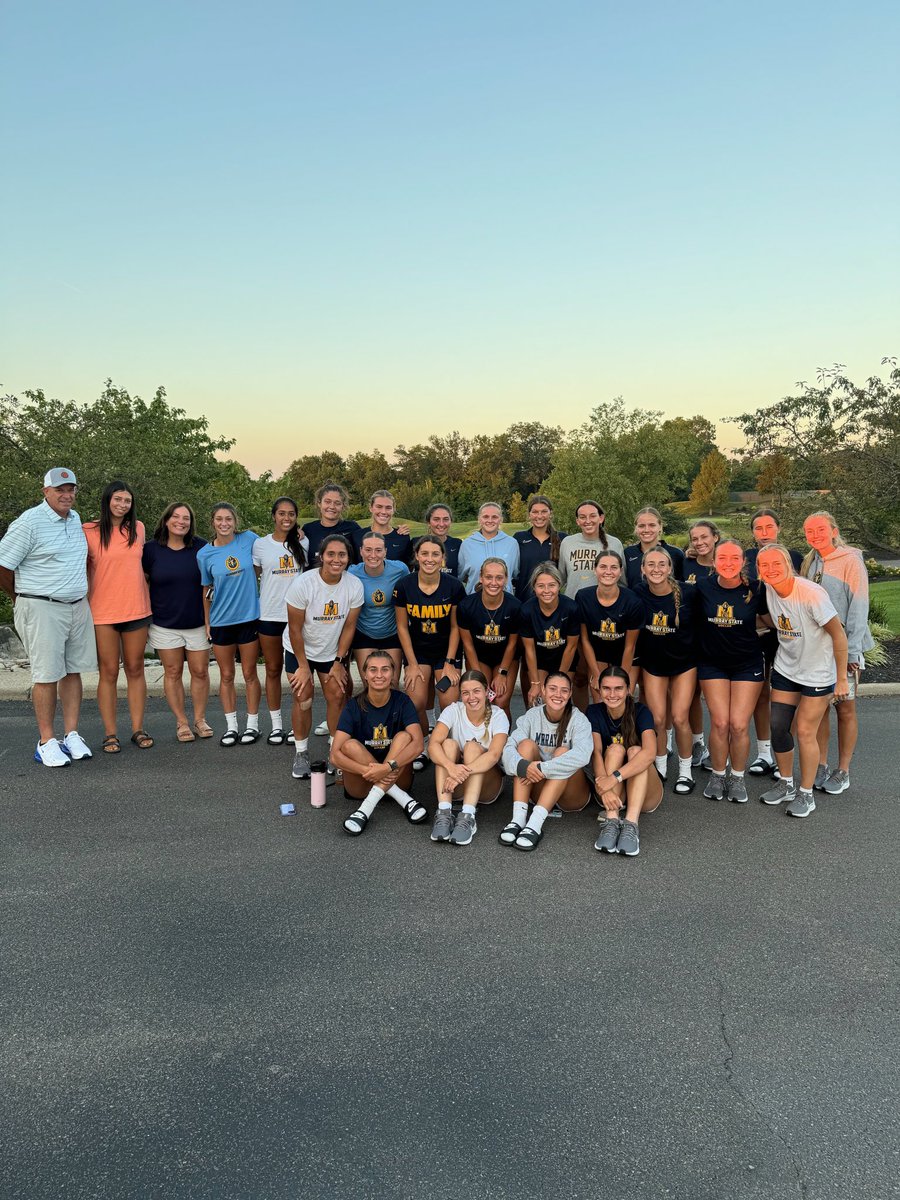 Thank you to <a href="/m_lotspeich/">Madeline Lotspeich</a>’s family for hosting our team dinner ahead of our season opener tomorrow!

#GoRacers🏇