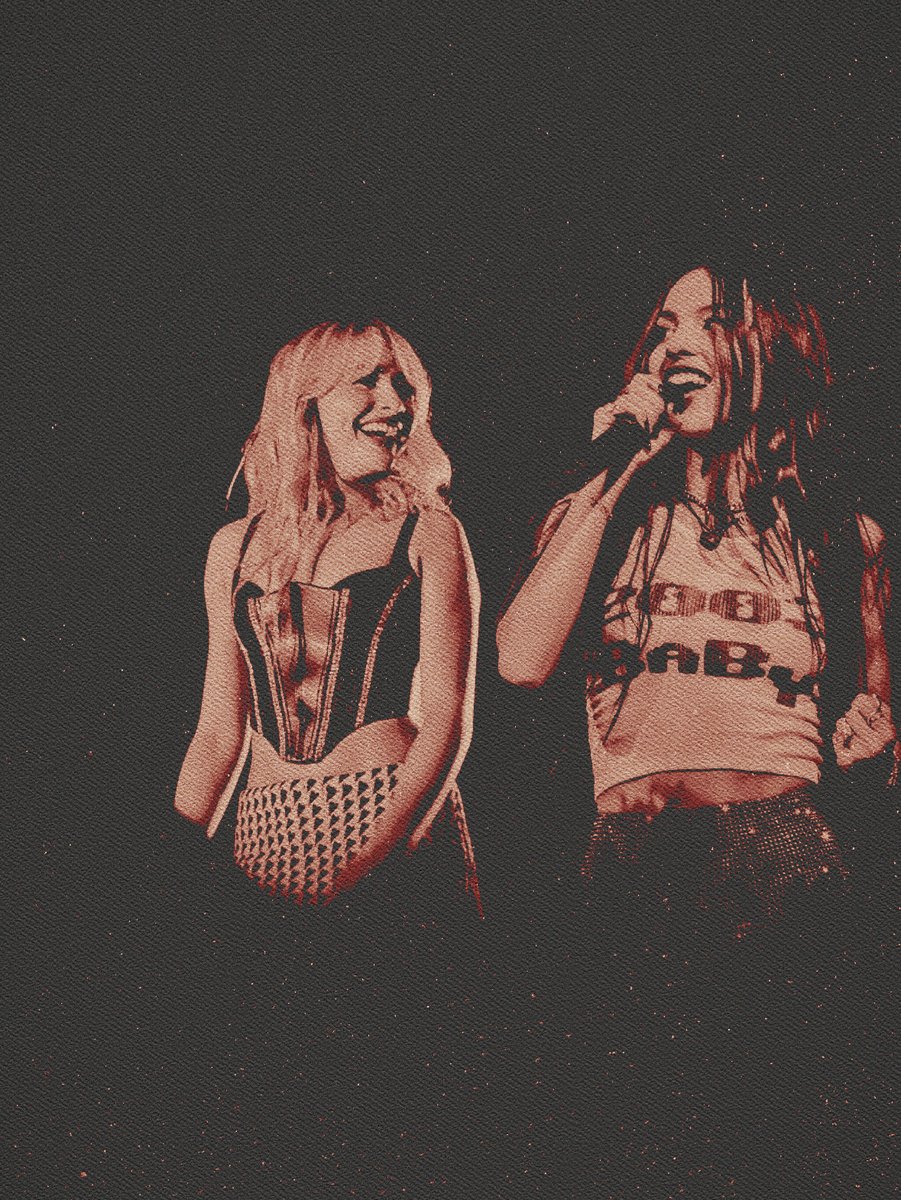 ᅟᅟᅟ
WHAT A NIGHT! singing with one of my best friends was such an amazing experience. I love you Gracie, thank you for the invite, it's always a pleasure! thank you for the love LA, ily too 🩷ᅟᅟᅟ