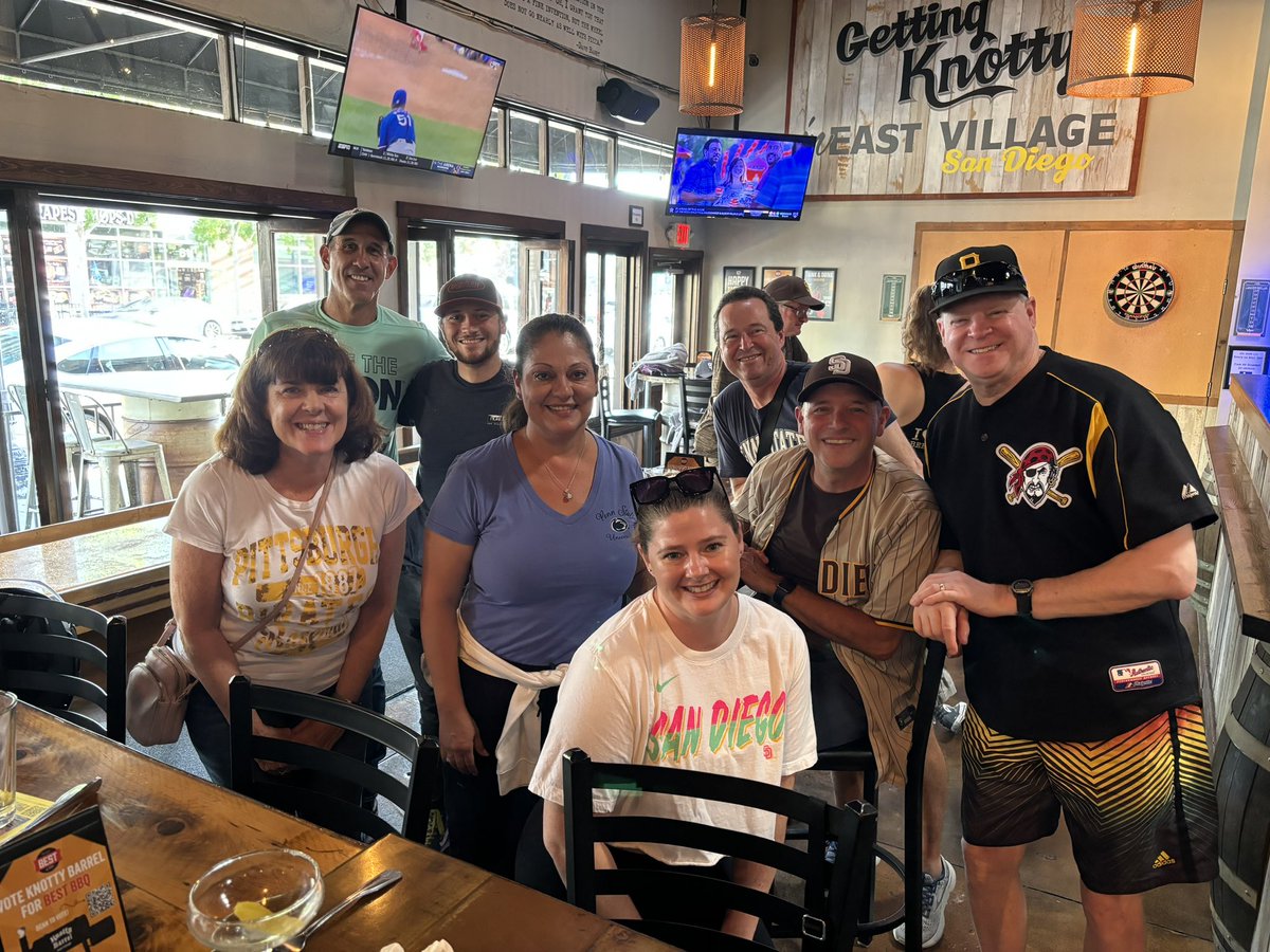 SDPSU's tweet image. It was a great night for some baseball in America’s finest city this past Monday!! ⚾️🏟️Thank you to those who joined us!