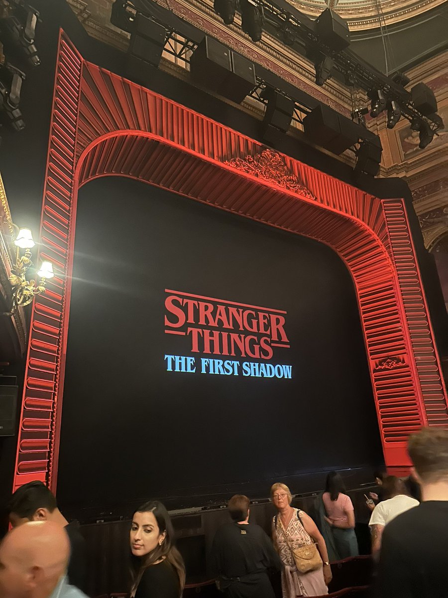 misselfie87's tweet photo. Well. That was PHENOMENAL! The best piece of theatre I’ve seen in a lonnnng time - maybe even ever! It pushed so many boundaries, the casting was 🤌🏼 &amp; Louis McCartney was mesmerising. Can’t recommend it enough! #thebestshow https://t.co/me4NuJhmqF