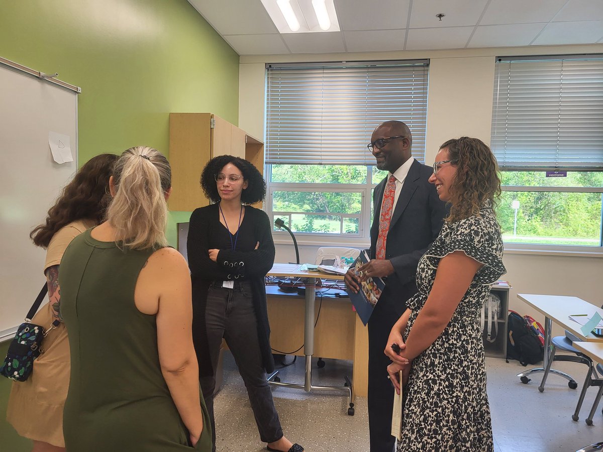 New teachers enjoyed talking with <a href="/AACPSSupt/">AACPSSupt</a> at New Teacher Orientation. <a href="/AACPS_PGD/">AACPS Prof Dev</a>