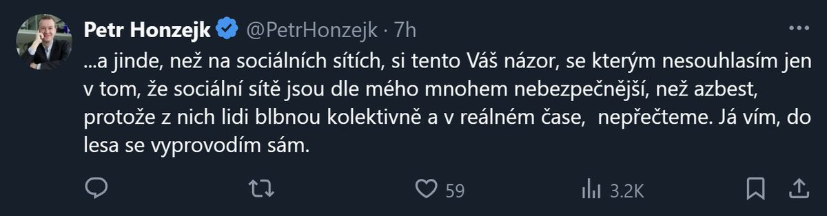 Pánové, <a href="/ilblog/">xCbm27</a> <a href="/PetrHonzejk/">Petr Honzejk</a> <a href="/mlyvla/">Vladimír Mlynář</a> 

já se vás nechci dotknout, ale jste prostě staří, to je celý. To se neshoduje "levicový s pravicovým", ale dědek s dědkem. Padesátka klepe na dveře a reakce je po tisíce let stejná....

Sociální sítě jsou naprosto ok. Děcka na nich vyrostou