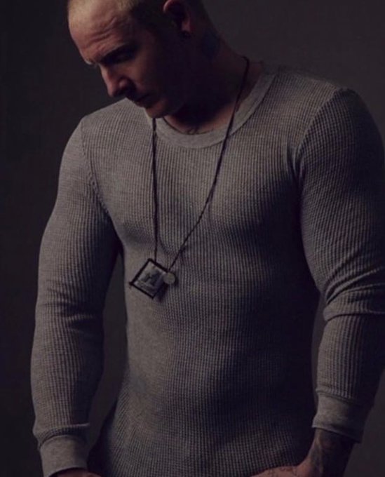 Rhett Vandal’s pics and videos