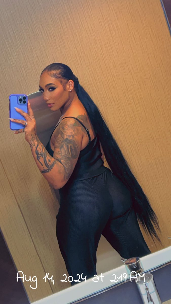 KenMichelle_09's tweet photo. Stepping into this Chapter of my life with DIVINE,  WHOLENESS, COMPLETENESS, and PERFECTION.
Thank you Lord for allowing me to see another year around the Sun! 
Cheers to 33 🥂💜♌️
Happy Birthday to me 💋💜♌️ https://t.co/bbCMLMUHAF