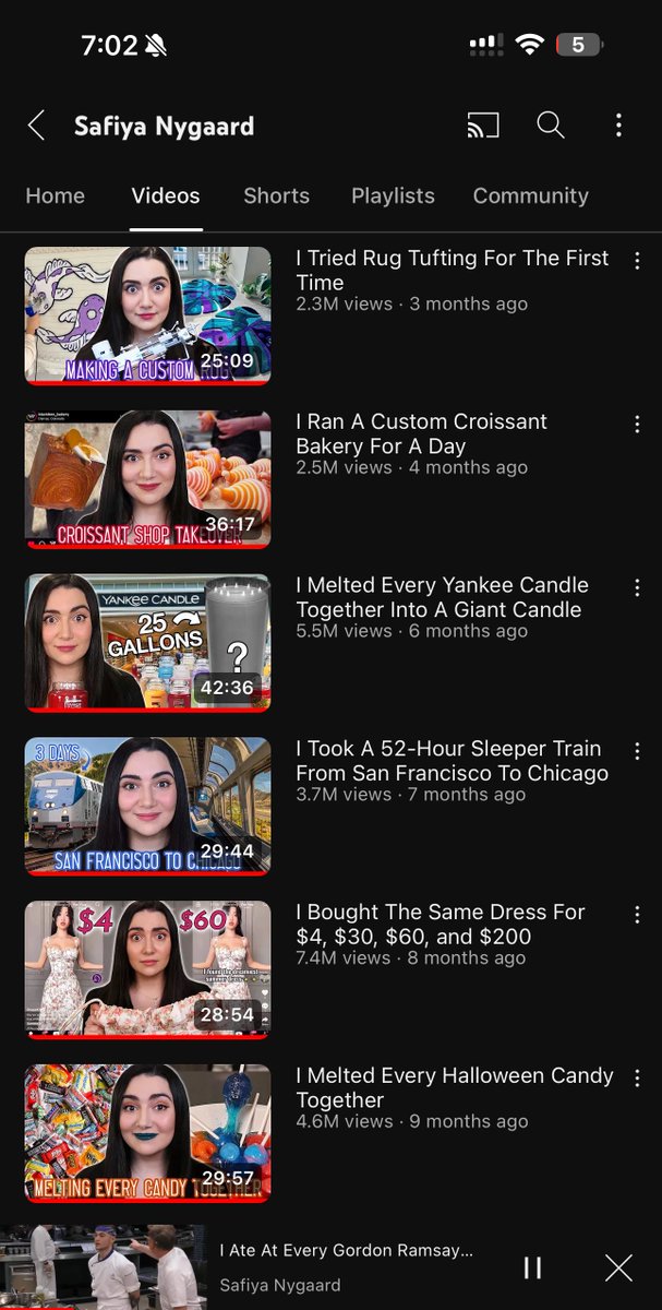 solelynostalgia's tweet photo. Nothing gives me more of a buzz than watching her do random shit for half an hour https://t.co/xsjeoAZBhc