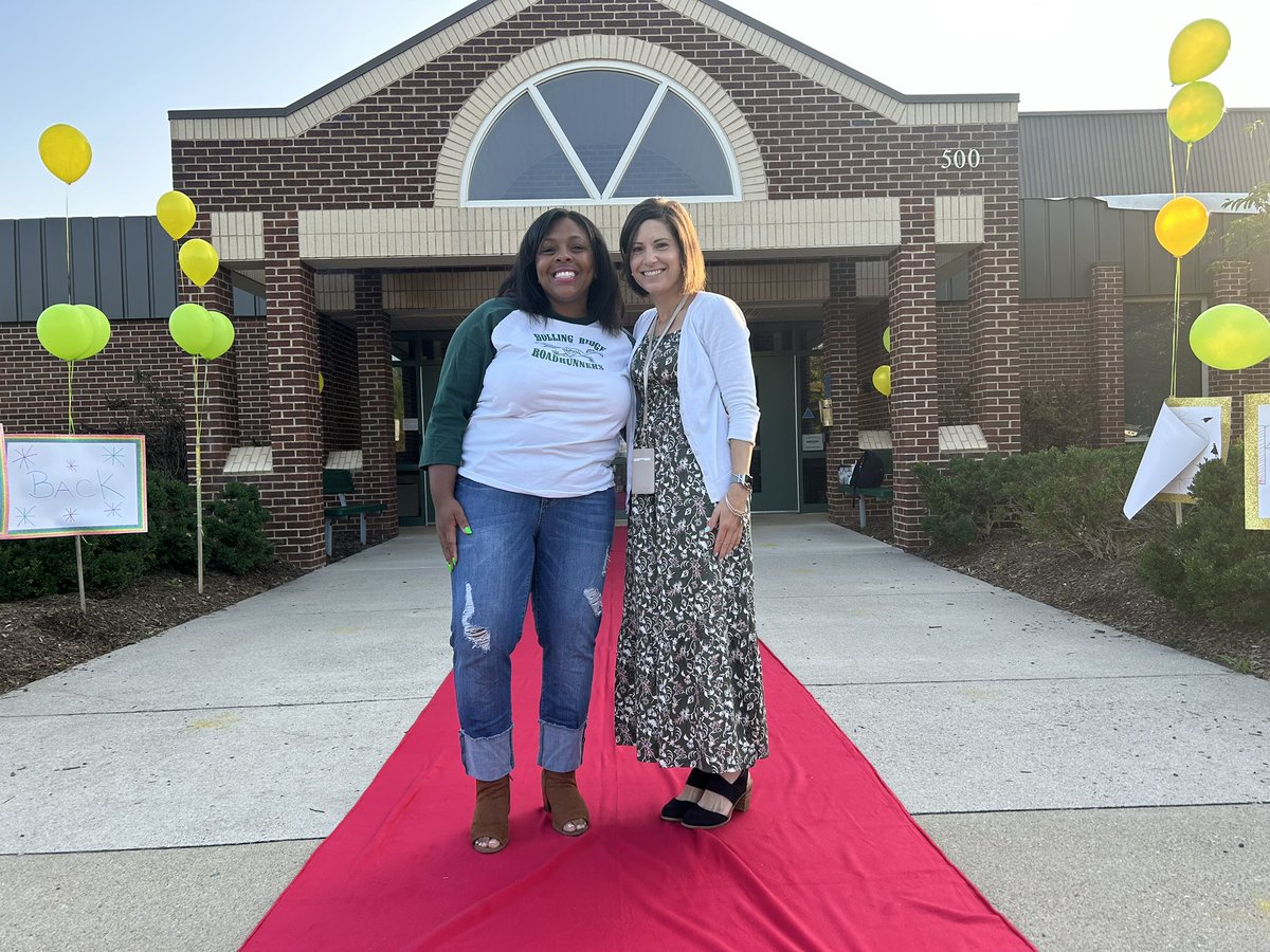 Nicole Makstutis tweet media