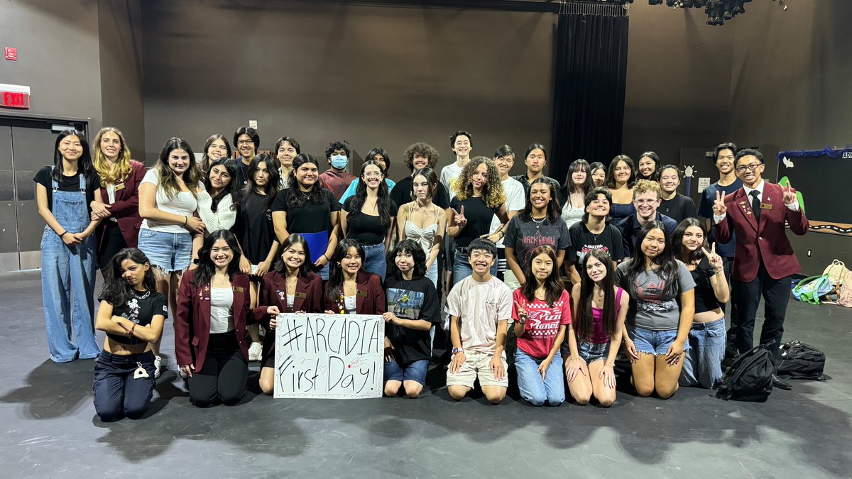 Our Advanced Theatre cast is celebrating #ArcadiaFirstDay! We look forward to a fantastic 2024-2025 season and school year, and are wishing our seniors a lovely last First Day !