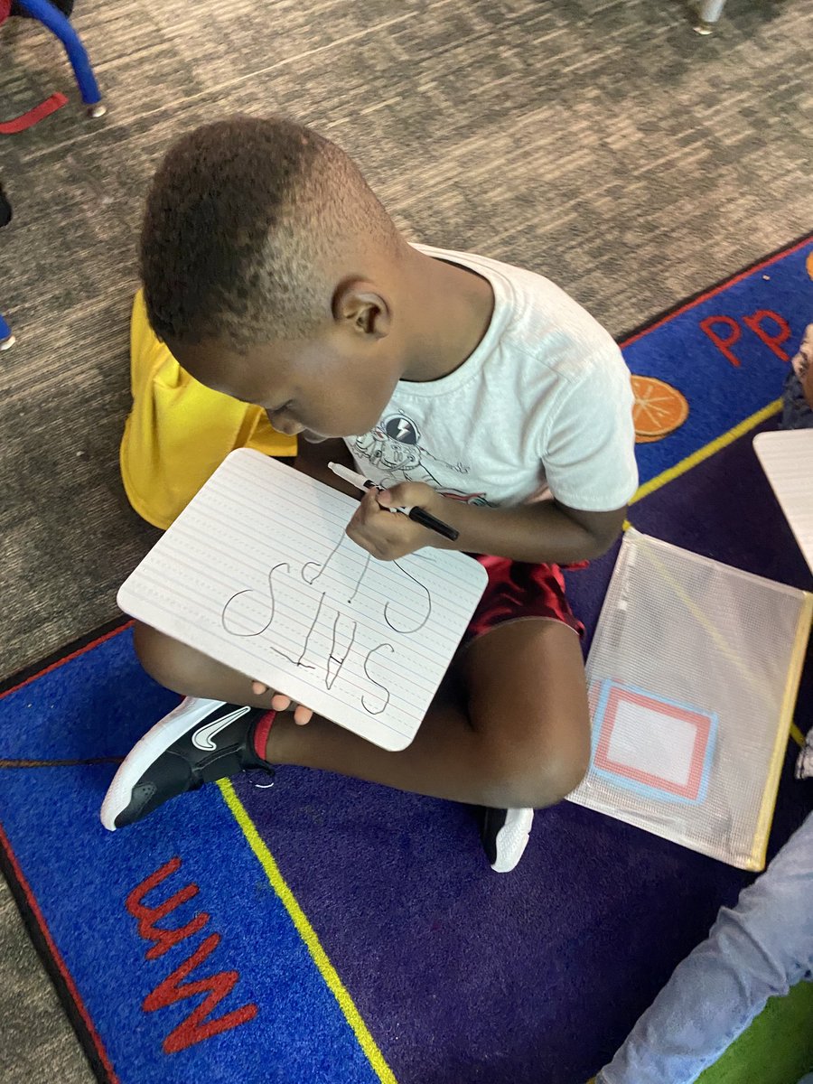 Kiss your brain, kinder friends! 😘 We practiced our management of our UFLI phonics kits on lesson 3 today &amp; CRUSHED it! 👊🏼 100% engagement &amp; they were so happy &amp; proud of themselves.🥰 We are responsible, respectful, &amp; READY to learn! 🥰❤️🚂💨✨⁦<a href="/HumbleISD_CE/">Centennial Elementary</a>⁩