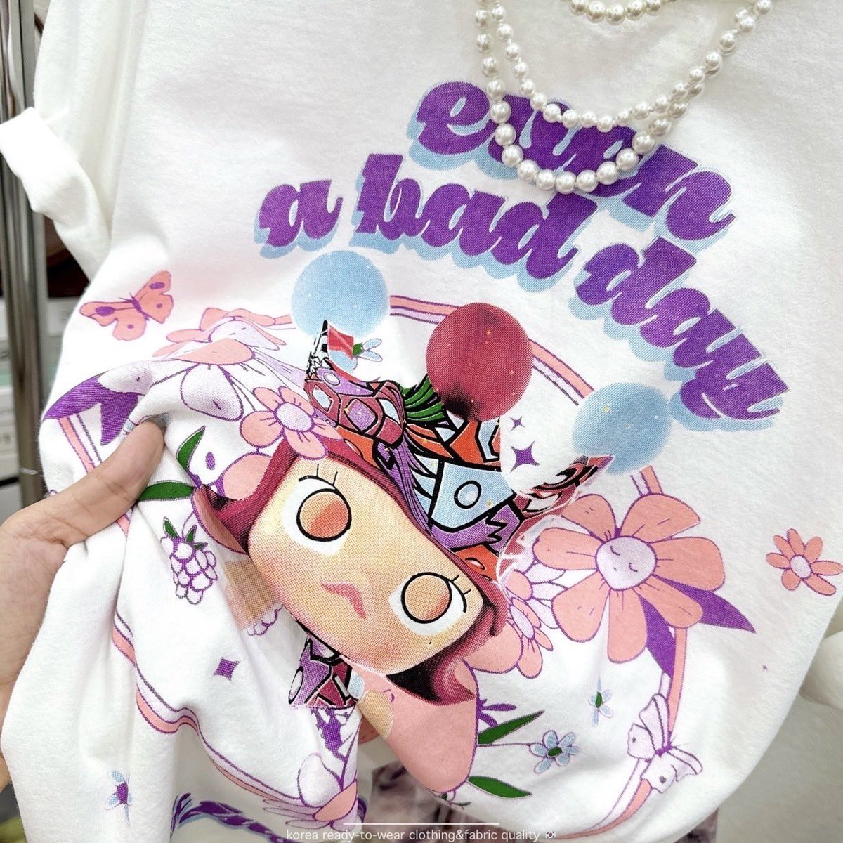EastersundayS's tweet photo. • Molly meilin vintage t-shirt •

เสื้อยืด Oversize ผ้าคอคตอนฟอกสไตล์วินเทจ สกรีนลายจมเป็นเนื้อเดียวกับผ้า #อาร์ททอย #เสื้อยืดผู้หญิง #MollyMae 

สี: ขาว
ฟรีไซส์ อก : หน้าผ้า 44” ยืดถึง 54”
ยาว : 28”
ราคา : 550.- https://t.co/7pUxa6AFQo