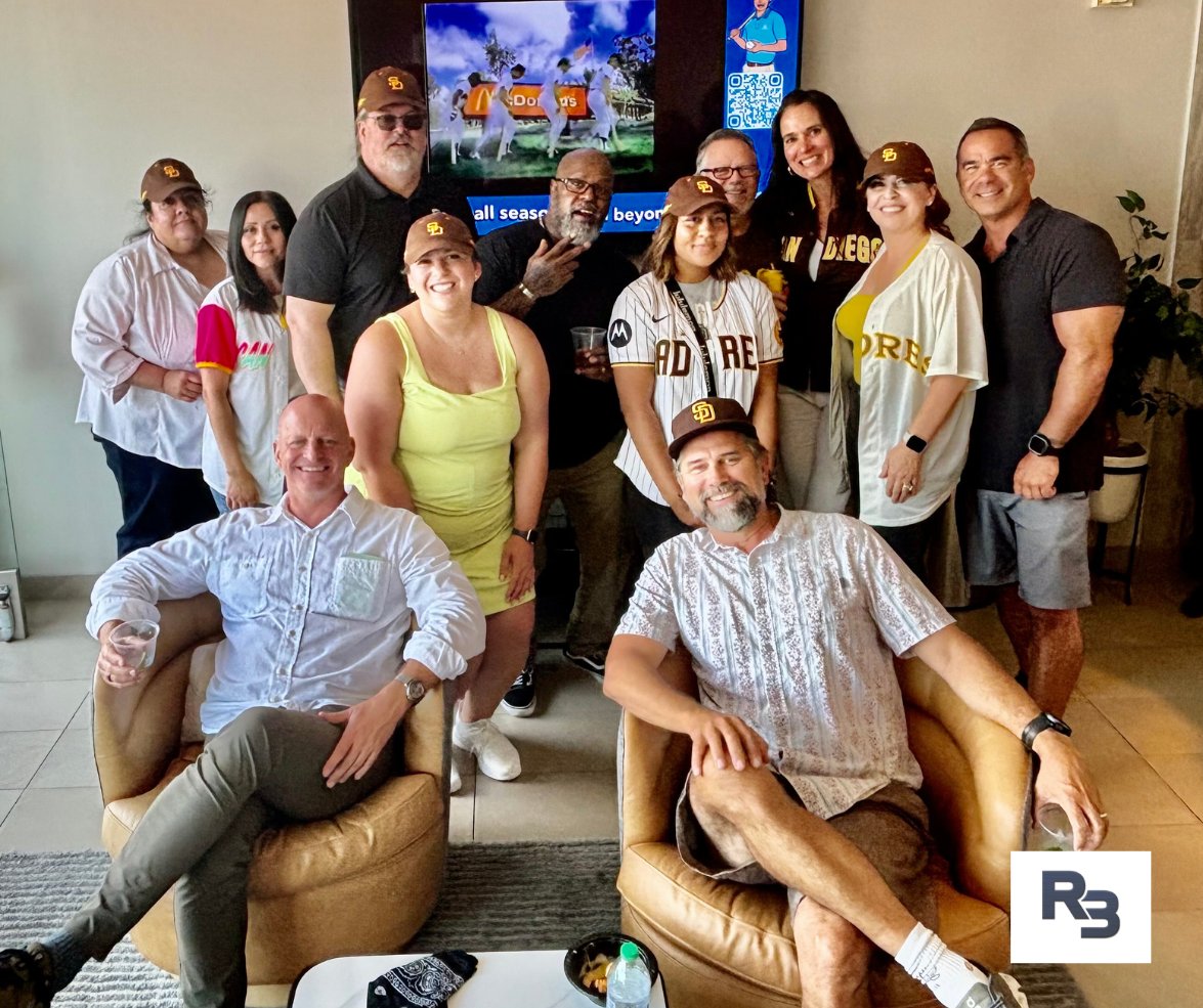 R3SSG's tweet photo. @R3SSG did a team outing to see the San Diego Padres at Petco Park. A staple of the R3 culture, the event brought together coworkers, family and friends in a relaxed setting to watch a great ball game. #SanDiego  #PadresWin https://t.co/T6J2HbE73A