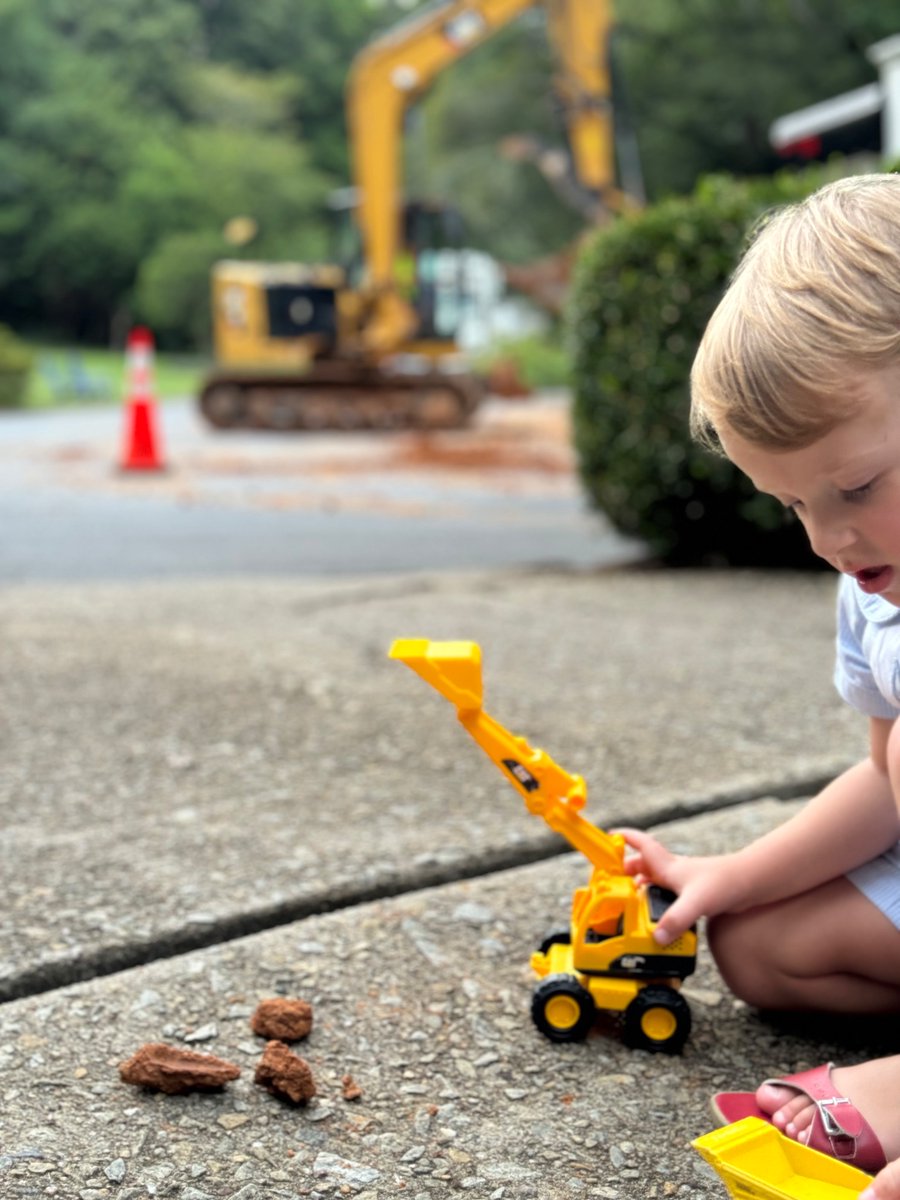Dream come true in the driveway tonight. 🚧🦺