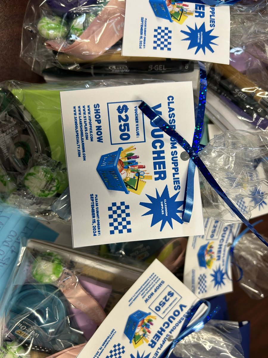 Stacie Pottenger (@msspottenger) on Twitter photo Happy 1st full week back to the amazing <a href="/shs_bluejackets/">SHS Blue Jackets</a> staff! We hope you enjoy your treat and remember that all orders are due September 15th! 💙🤍💙🤍 #GreatnessAtTheHigh #StaffAppreciation #StudentSuccess <a href="/GilfordShomari/">Shomari Gilford</a> <a href="/TeacherLeader21/">Chaquasha D. Tomlin, Ed.S.</a> Happy 1st full week back to the amazing <a href="/shs_bluejackets/">SHS Blue Jackets</a> staff! We hope you enjoy your treat and remember that all orders are due September 15th! 💙🤍💙🤍 #GreatnessAtTheHigh #StaffAppreciation #StudentSuccess <a href="/GilfordShomari/">Shomari Gilford</a> <a href="/TeacherLeader21/">Chaquasha D. Tomlin, Ed.S.</a>
