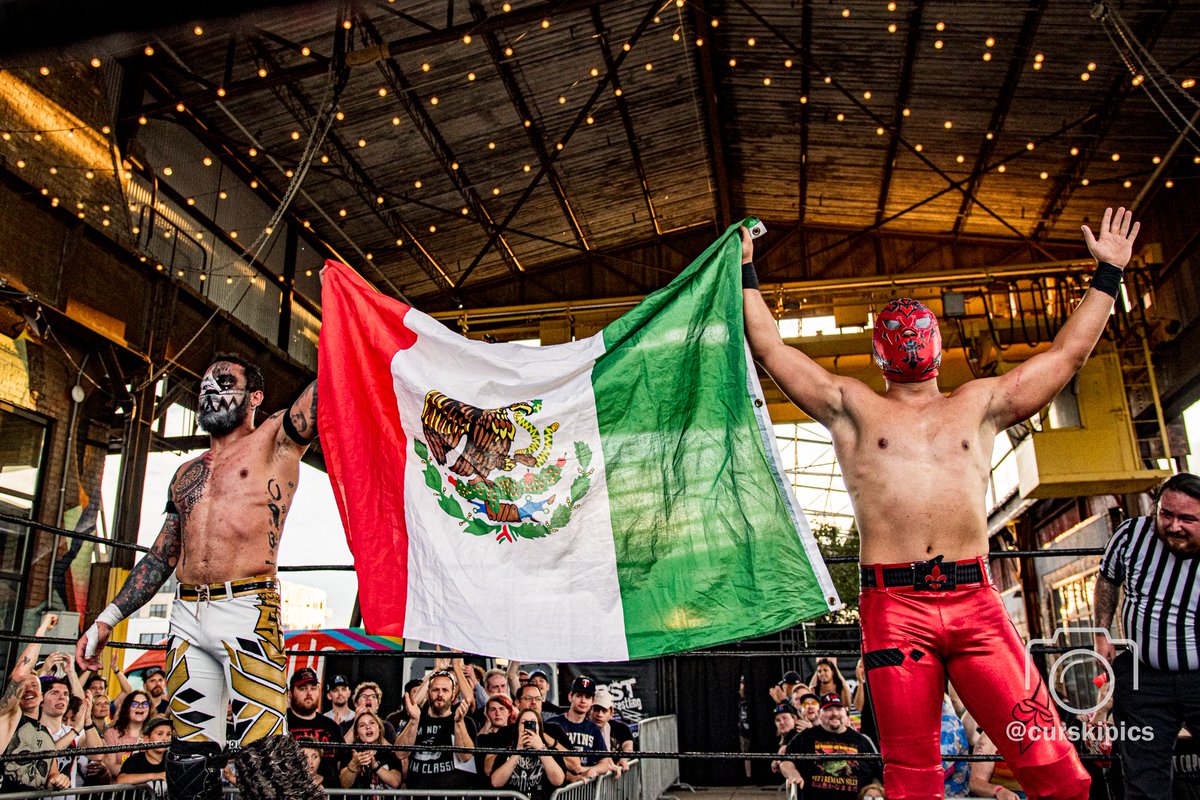 Brian Curski (@curskipics) on Twitter photo Favorites from <a href="/f1rstwrestling/">F1RST Wrestling</a> #BloodSweatBeers VI
Match #7 - <a href="/ArezStrange/">King Strange</a> vs <a href="/AramisLuchador/">Aramis Luchador</a> (last match as Aramis)
See all my pictures! - curskipics.com/recent/bp/f1rs…
#prowrestling #wrestling #minneapolis #minnesota #AEWDynamite #pentax Favorites from <a href="/f1rstwrestling/">F1RST Wrestling</a> #BloodSweatBeers VI
Match #7 - <a href="/ArezStrange/">King Strange</a> vs <a href="/AramisLuchador/">Aramis Luchador</a> (last match as Aramis)
See all my pictures! - curskipics.com/recent/bp/f1rs…
#prowrestling #wrestling #minneapolis #minnesota #AEWDynamite #pentax