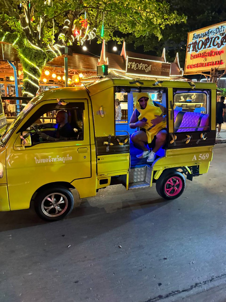 btwcoinsolana's tweet photo. Vroom vroom 🚗

$BTW TAXI IN THAILAND 🗣️🍌 https://t.co/qGEbg9HExn