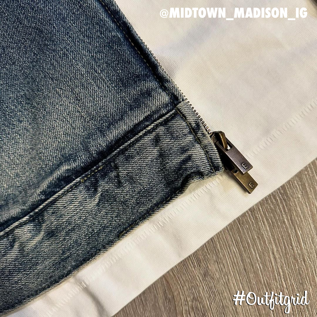 outfitgrid's tweet photo. Today's top #outfitgrid is by @midtown_madison_ig.
▫️ #Essentials #DenimJacket #Tee & #Cap
▫️ #FearOfGodAthletics #Sweatpants & #Sneakers
▫️ #FearOfGod x #GreyAnt #Sunglasses https://t.co/UmqUT54bDg