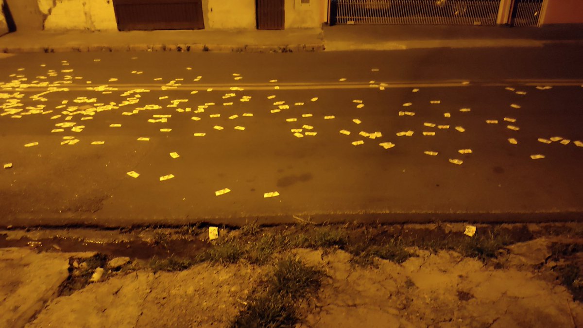 gersc's tweet image. O @McDonalds @McDonalds_BR  poxa poderia ter deixado o lanche em frente de casa tbm não só esse pedacinho desse negócio do meu malvado favorito 4b