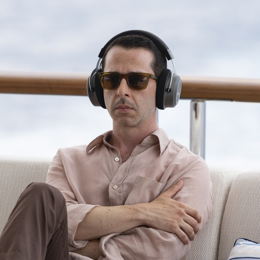 wallstreetbets's tweet photo. mfs listening to this space right now https://t.co/HceflZ5nEz