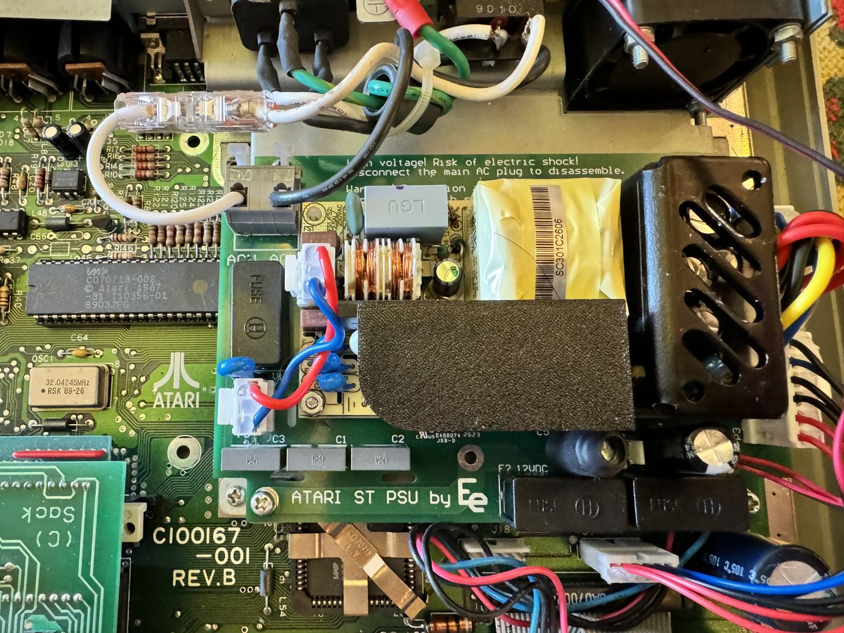 Installed a couple of upgrades today. First up, an Atari MegaST power supply from C64PSU.com. This is a drop in replacement multi-voltage supply which replaced a 240v/50Hz supply in my European MegaST4. #atarist #Atari