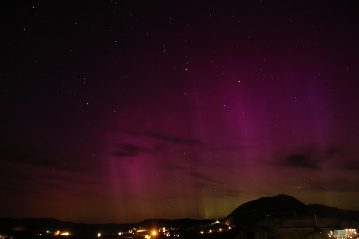 diggerjones27's tweet photo. Wowzers! #aurora #trinitynl #nlwx #ShareYourWeather @a_brauweiler @EddieSheerr @AuroraMAX @CanonCanada @YourMorning @weathernetwork @Ginger_Zee https://t.co/WXHqxYEwUI
