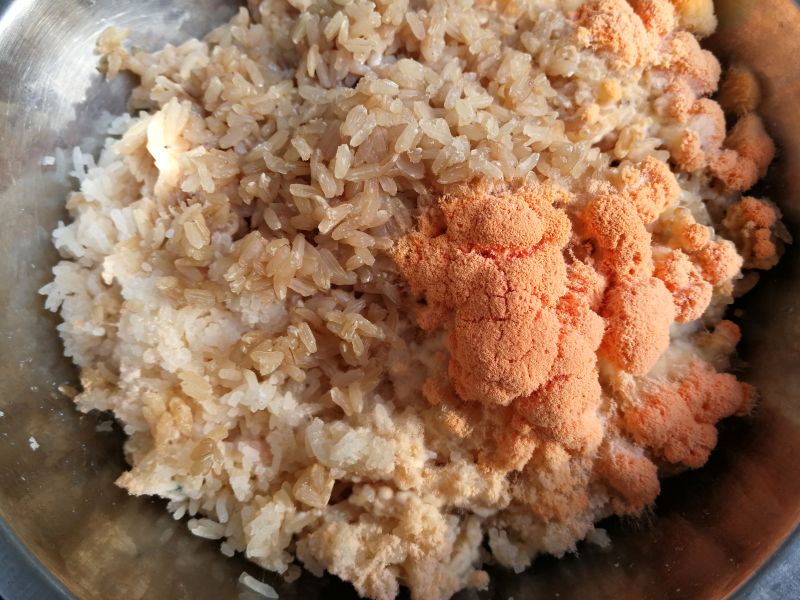 Reheated Rice: A Hidden Cause of Cellular Inflammation and Premature
When you cook rice, the starch inside it becomes soft and easy to digest,when reheated this starch changes its form. The new form is harder for your body to digest
Source and Credits: Sharmistha Guha Majumder