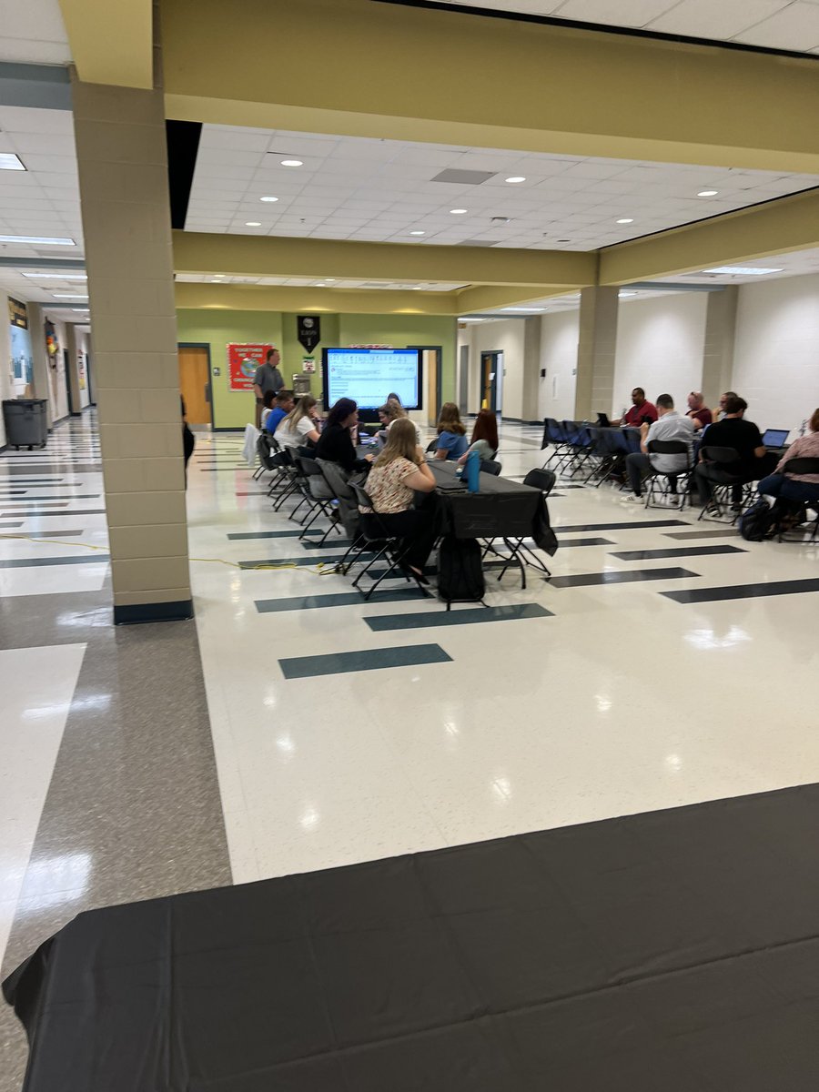 Welcomed our new teachers to the Den today! 🦁🖤🩵🤍🦁