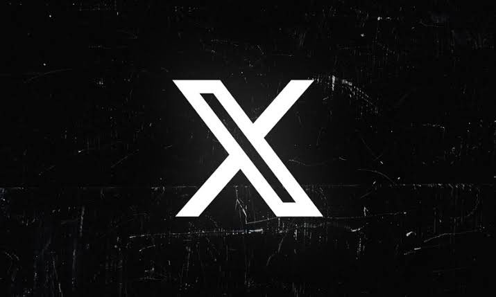 🚨URGENTE - Trump bate a marca de 68 milhões de vizualizações em seu primeiro dia de volta ao Twitter!