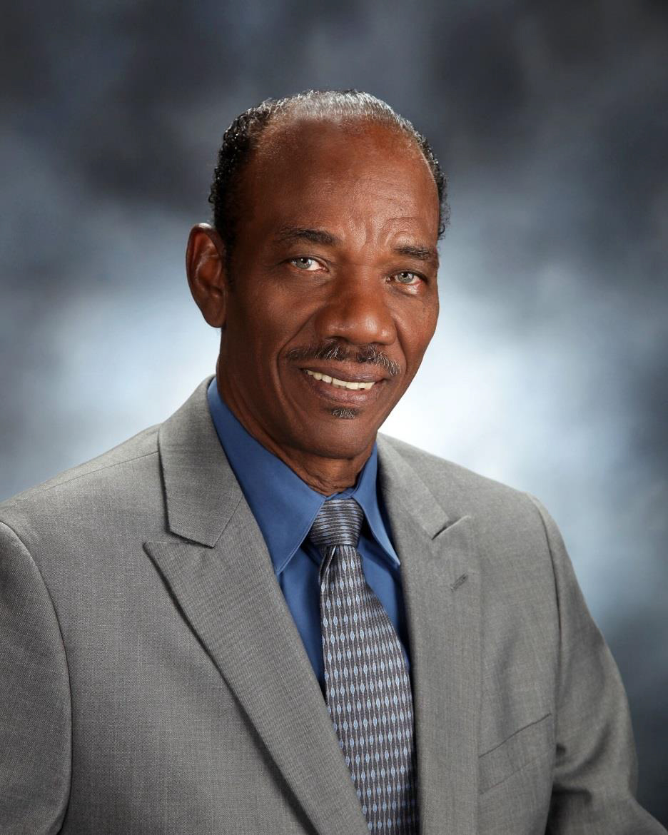 Congrats to '76 Olympic gold medal winner Maxie Parks on your recognition by the Fresno County Office of Education!