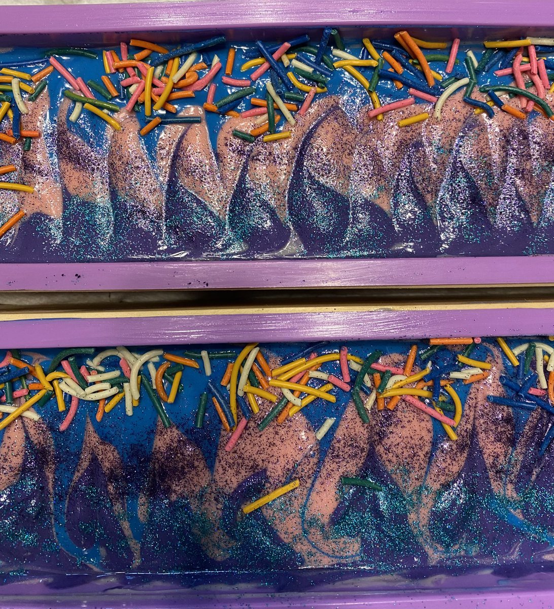 I redesigned the tops of our “Unicorn” soap (it smells like Fruit Loops). It’s so stinkin’ pretty!