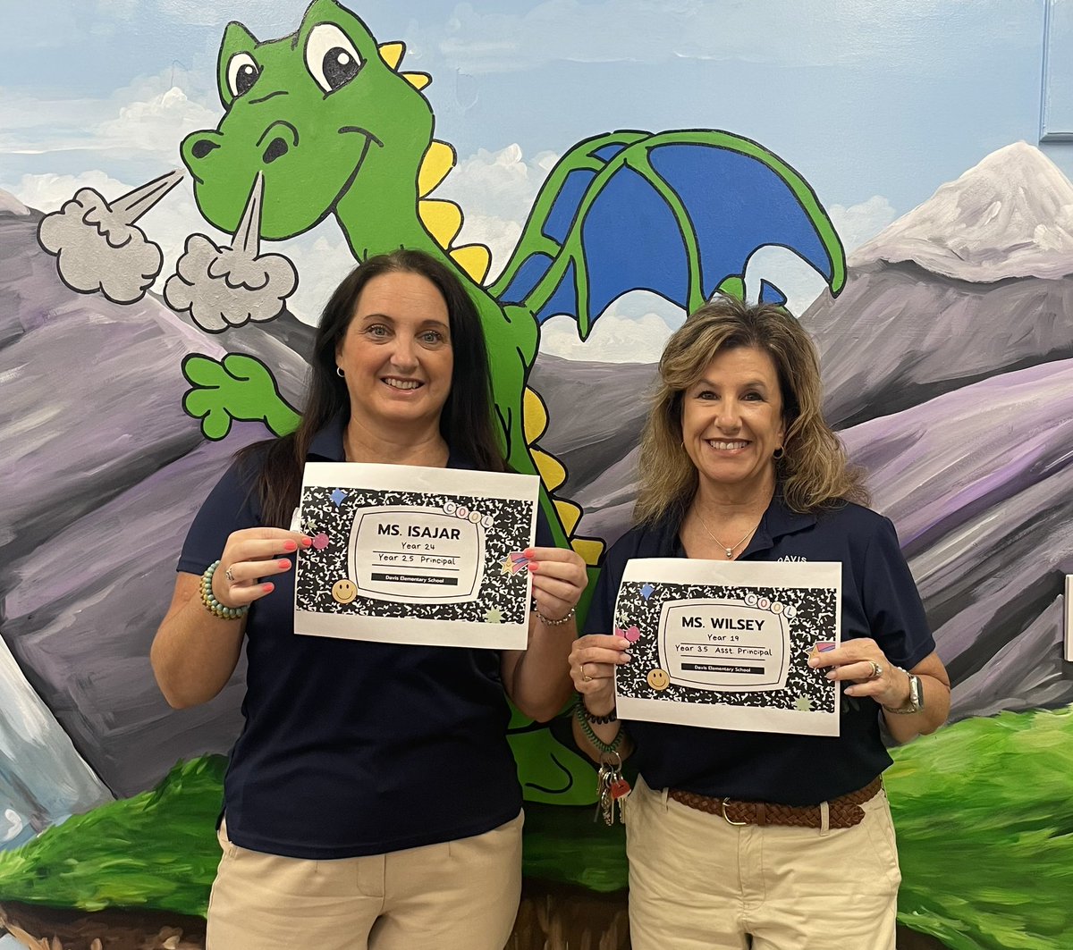 Davis Elementary (@hcpsdavises) on Twitter photo Welcome back! Year 24 for Ms.Isajar and year 19 for Ms.Wilsey! <a href="/HillsboroughSch/">Hillsborough Schools</a> <a href="/HCPSELRegion2/">HCPS Elementary Region 2</a> Welcome back! Year 24 for Ms.Isajar and year 19 for Ms.Wilsey! <a href="/HillsboroughSch/">Hillsborough Schools</a> <a href="/HCPSELRegion2/">HCPS Elementary Region 2</a>